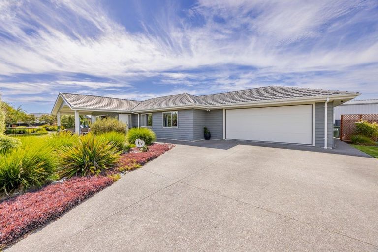 Photo of property in 13 Bell Street, Otane, 4202