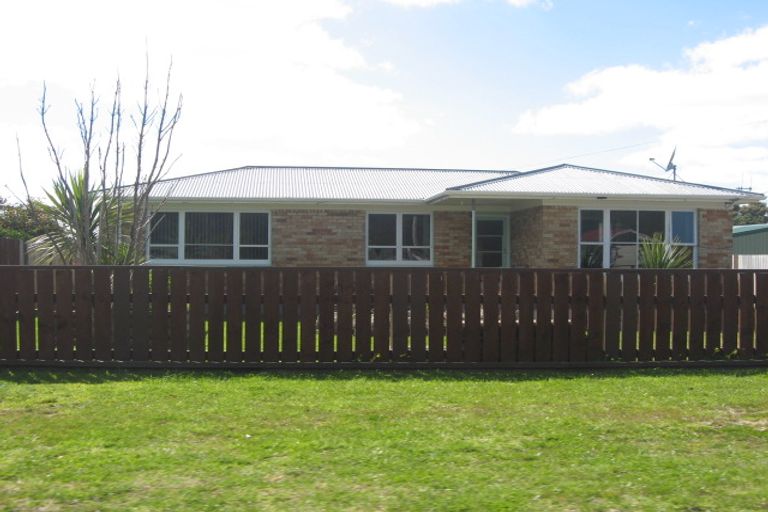 Photo of property in 4 Heale Street, Matata, Whakatane, 3194