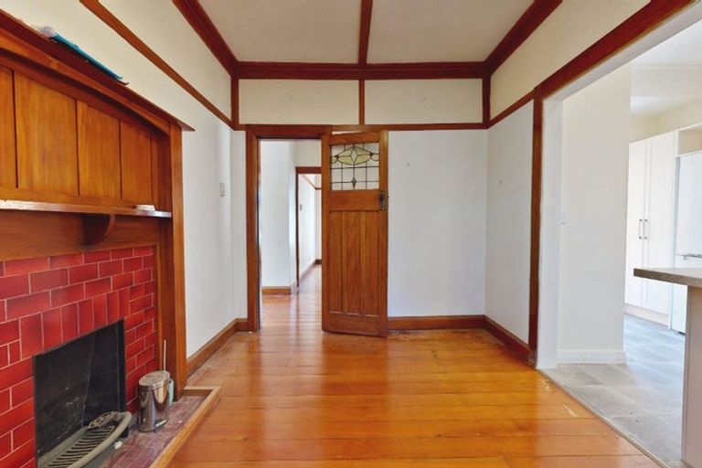 Photo of property in 375 Karori Road, Karori, Wellington, 6012