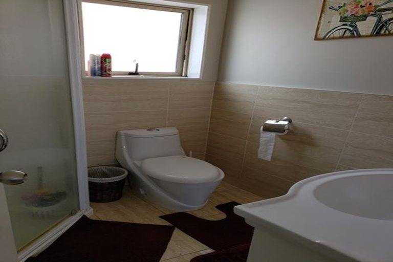 Photo of property in 1 Tavua Lane, Ranui, Auckland, 0612