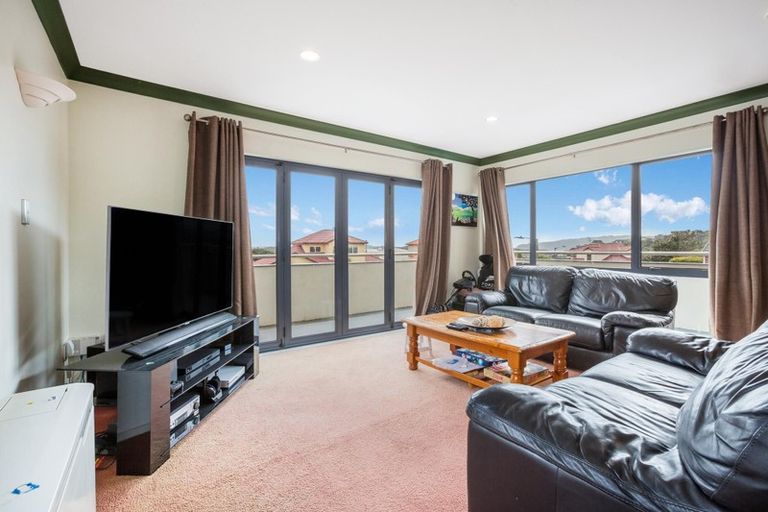 Photo of property in 125 Eskdale Road, Papakowhai, Porirua, 5024