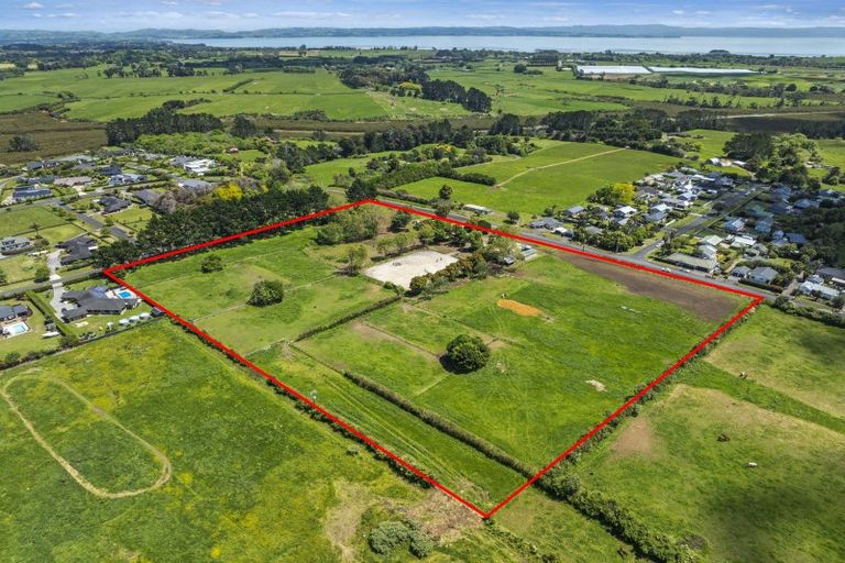 Photo of property in 101 Mcrobbie Road, Kingseat, Papakura, 2580