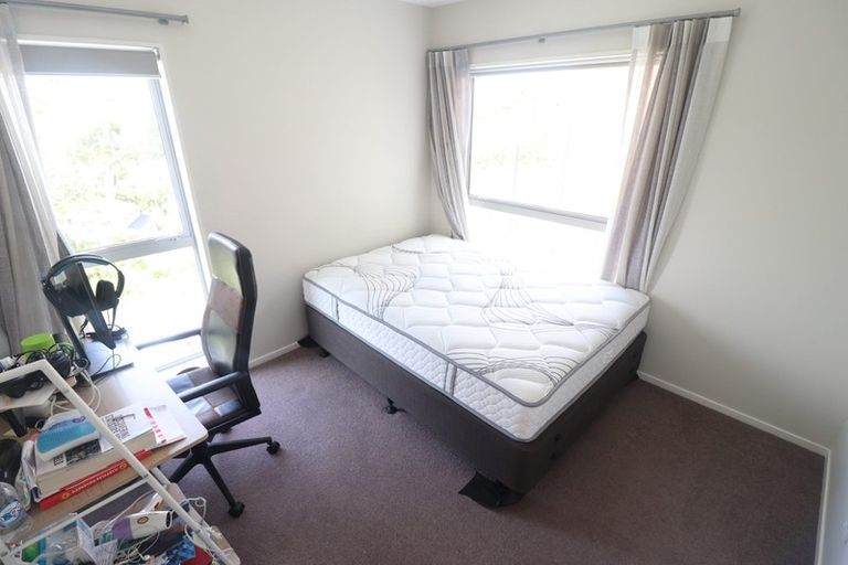 Photo of property in 9/147 Albany Highway, Unsworth Heights, Auckland, 0632
