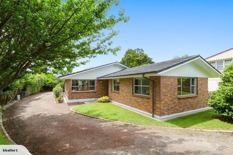 Photo of property in 328 Great South Road, Opaheke, Papakura, 2113