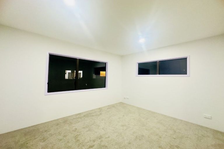 Photo of property in 4/31 Aeronautic Road, Takanini, 2112