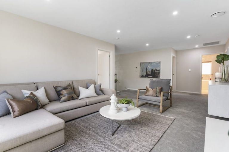 Photo of property in 415 Ormiston Road, Flat Bush, Auckland, 2019