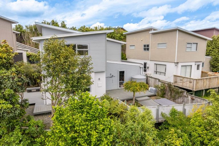 Photo of property in 82b Kirton Drive, Riverstone Terraces, Upper Hutt, 5018
