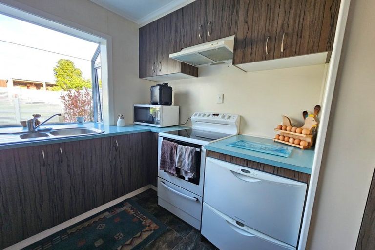 Photo of property in 19 Skerman Street, Marton, 4710