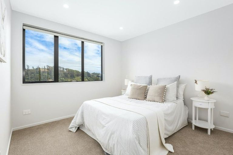 Photo of property in 44 Turtleback Avenue, Whitby, 5024