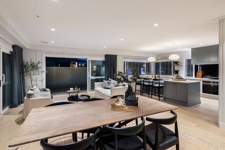 Photo of property in 71 Oak Road, Poraiti, Napier, 4112