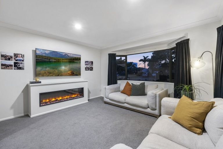 Photo of property in 1 Marchignal Street, Coastlands, Whakatane, 3120