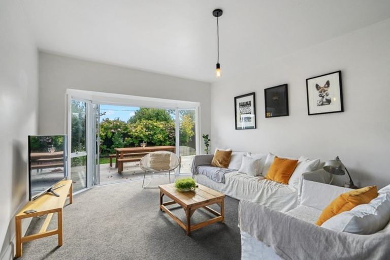 Photo of property in 64 Jeffreys Road, Fendalton, Christchurch, 8052