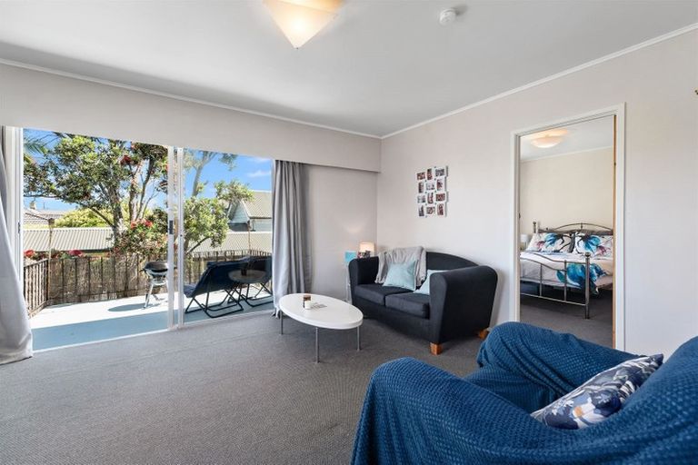 Photo of property in 2/175 Victoria Road, Devonport, Auckland, 0624