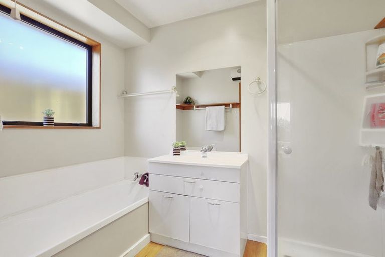Photo of property in 12 Oldham Place, Darfield, 7510