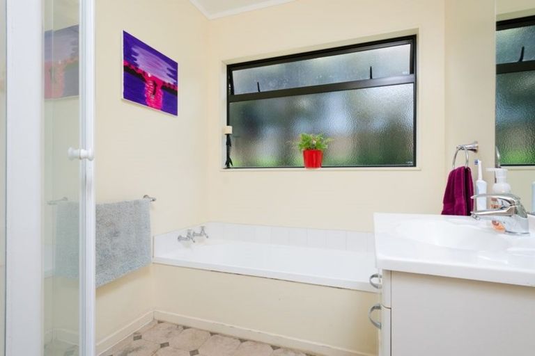 Photo of property in 61a Chorley Avenue, Massey, Auckland, 0614