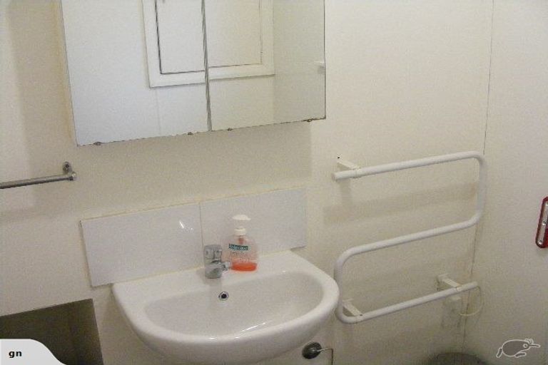 Photo of property in 19 Monowai Road, Johnsonville, Wellington, 6037