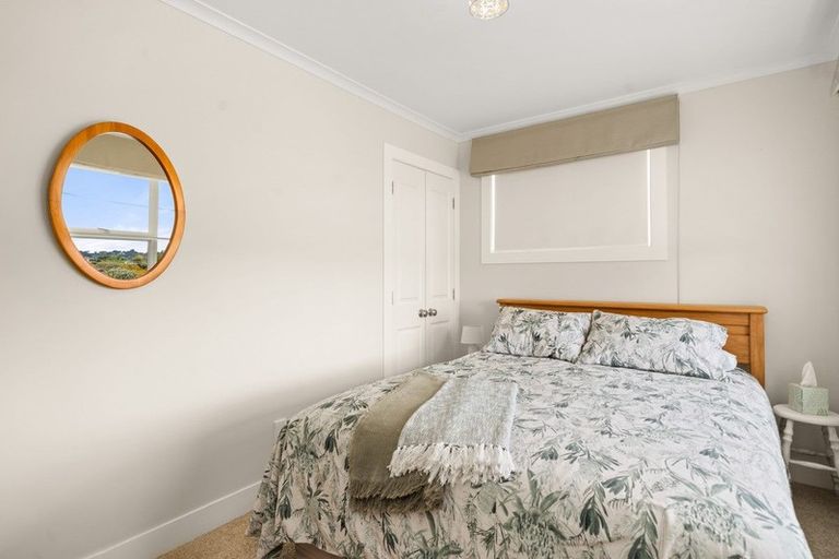 Photo of property in 16 Mcdonnell Street, Omokoroa, 3114