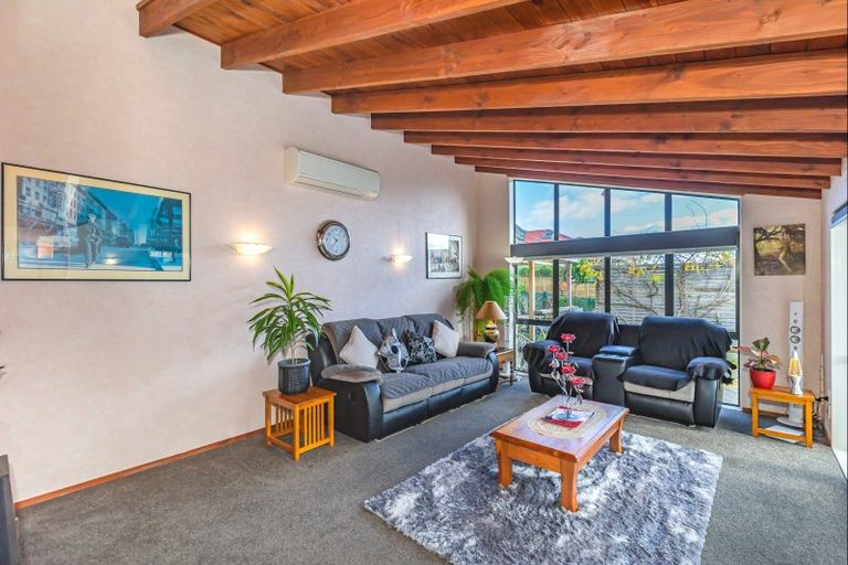 Photo of property in 11 Claremont Rise, Levin, 5510