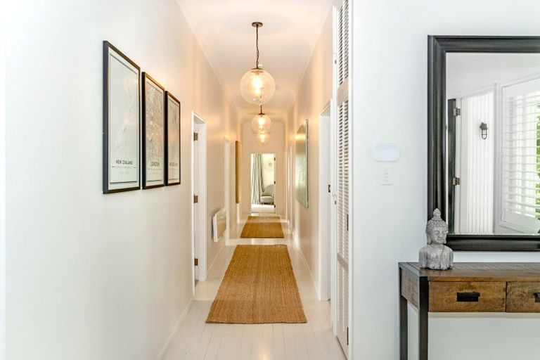 Photo of property in 49 Grant Road, Whataupoko, Gisborne, 4010