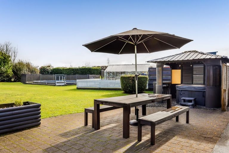 Photo of property in 289 High Street, Eltham, 4322