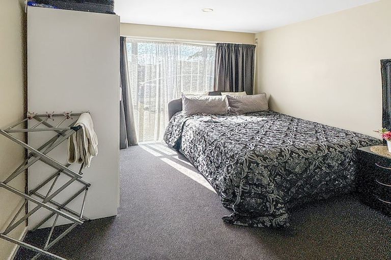 Photo of property in 60 Trevor Hosken Drive, Wiri, Auckland, 2104