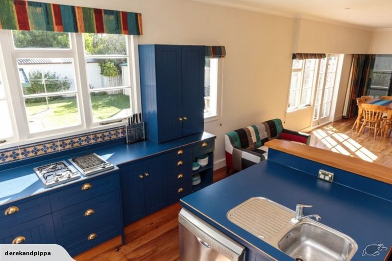 Photo of property in 17 Peakes Road, Saint Johns Hill, Whanganui, 4501