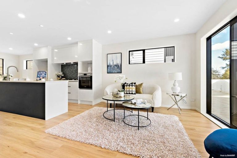 Photo of property in 59d Redwood Drive, Massey, Auckland, 0614