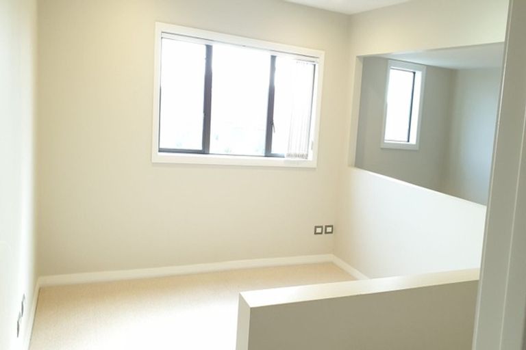 Photo of property in 13 Paso Fino Crescent, Karaka, Papakura, 2113