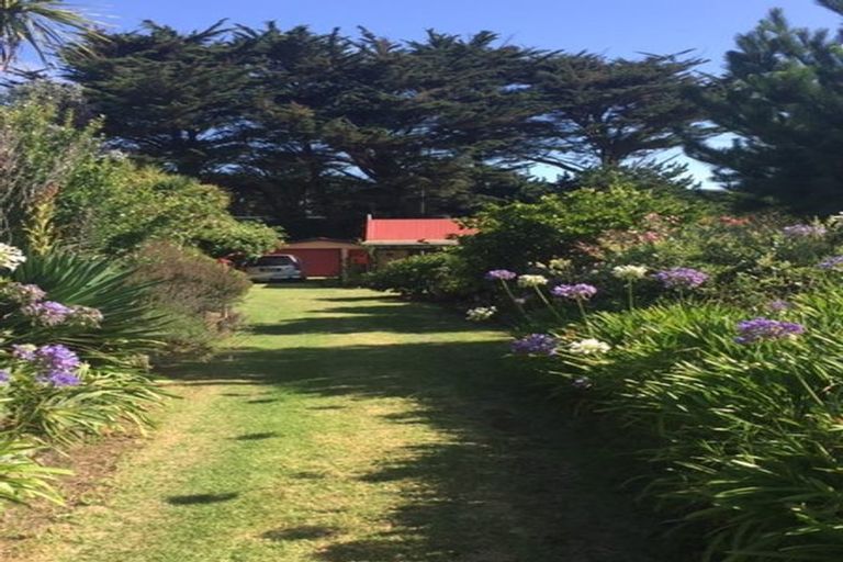 Photo of property in 637 Waitarere Beach Road, Waitarere Beach, Levin, 5510