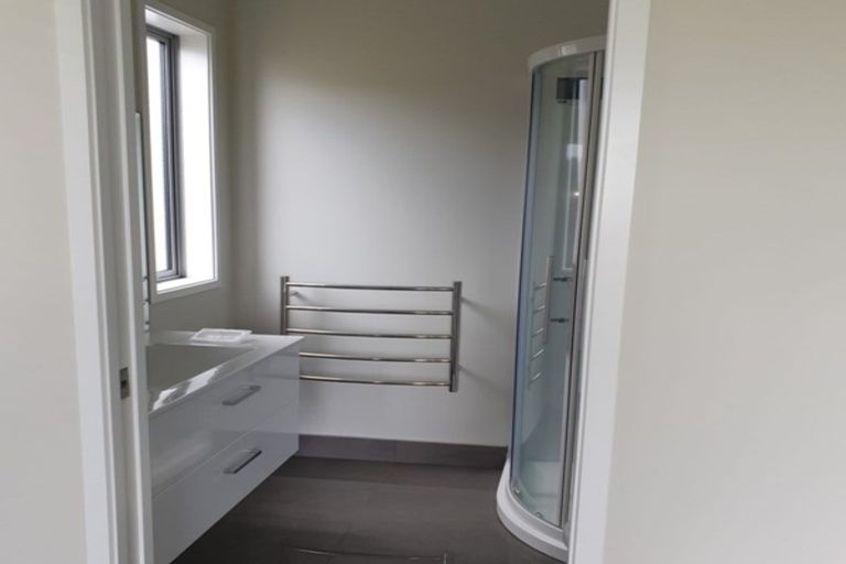 Photo of property in 53 Anselmi Ridge Road, Pukekohe, 2120