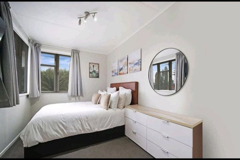 Photo of property in 111 Porchester Road, Papakura, 2110