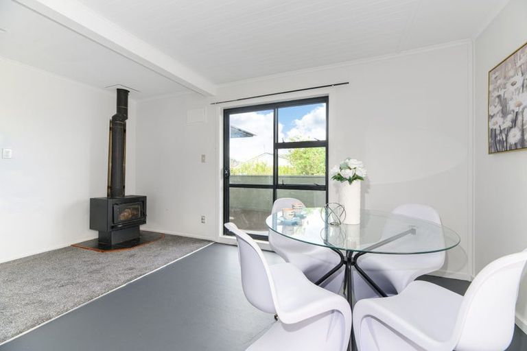 Photo of property in 276 Sturges Road, Henderson, Auckland, 0612