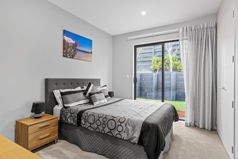 Photo of property in 61 Symes Drive, Red Beach, 0932