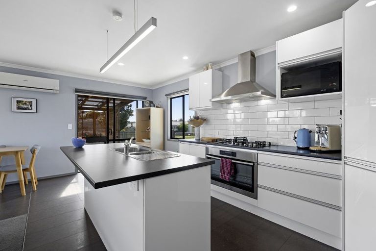 Photo of property in 171 Windermere Drive, Poike, Tauranga, 3112