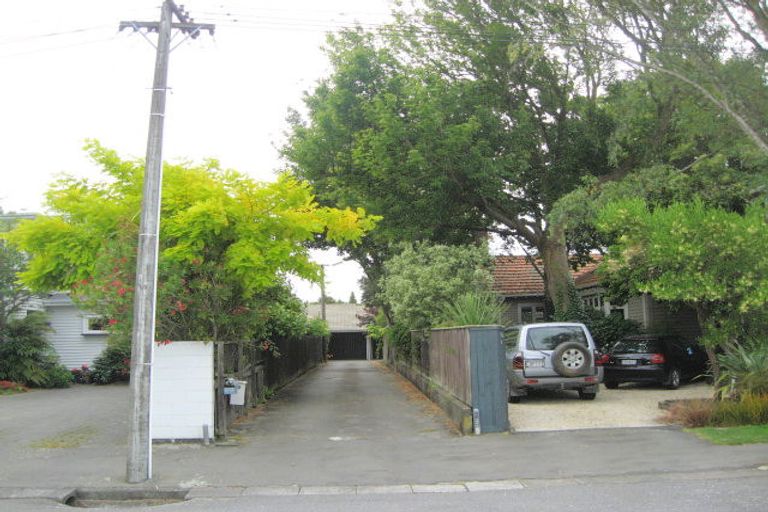 Photo of property in 2/15 Knowles Street, St Albans, Christchurch, 8052