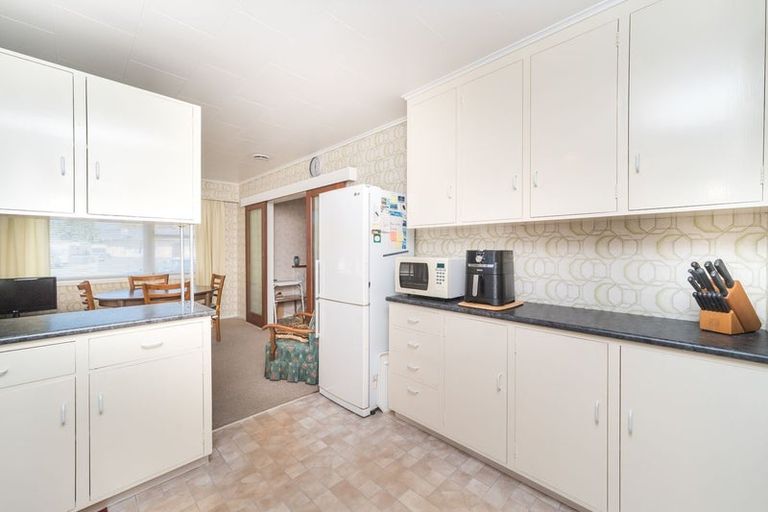 Photo of property in 145 Tremaine Avenue, Westbrook, Palmerston North, 4412