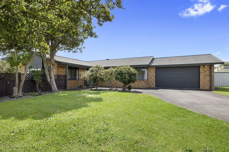 Photo of property in 33 Karamea Street, Whalers Gate, New Plymouth, 4310