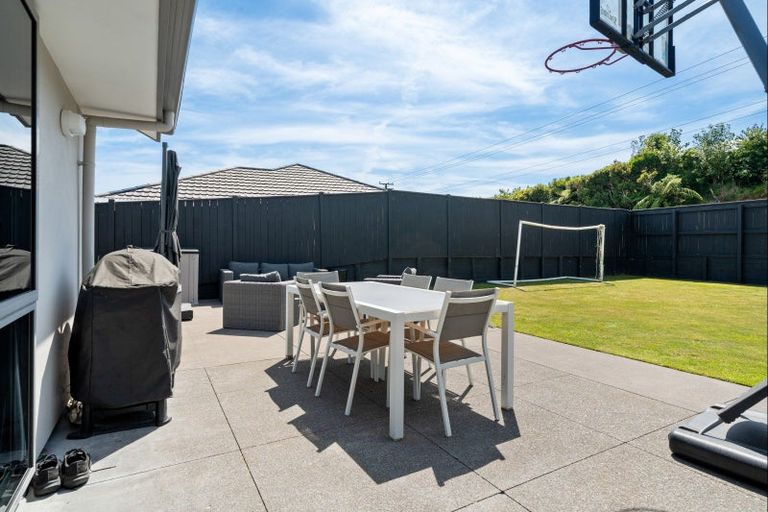 Photo of property in 3 Margaret Alice Close, Whalers Gate, New Plymouth, 4310