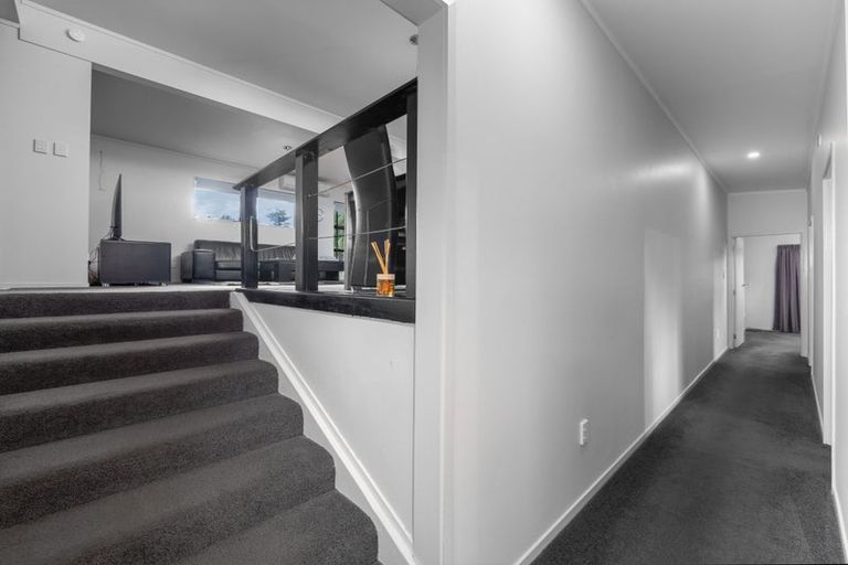 Photo of property in 17 Ward Drive, Opua, 0200