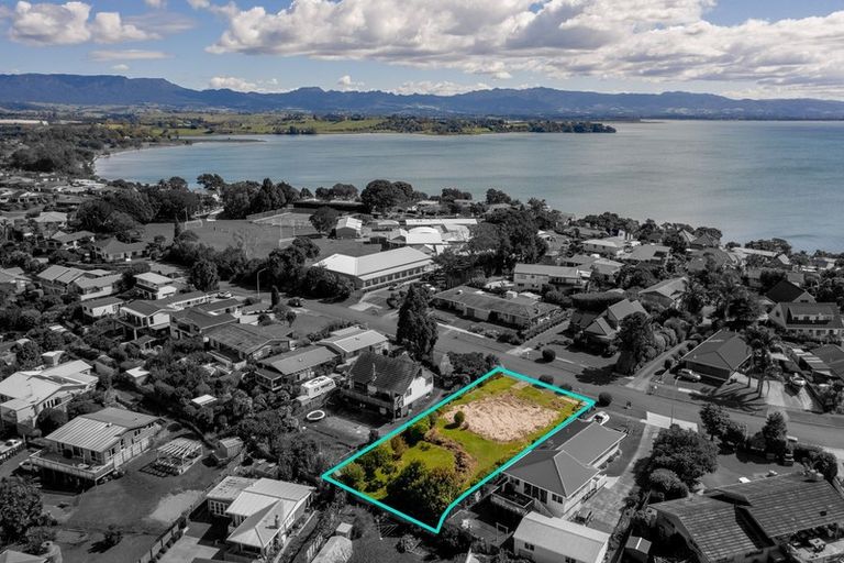 Photo of property in 37 Coppelia Avenue, Omokoroa, 3114