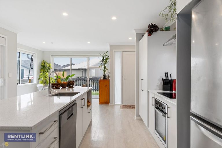 Photo of property in 118 Union Drive, Papamoa, 3118