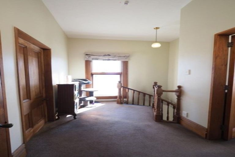 Photo of property in 16 Caroline Street, Mount Victoria, Wellington, 6011