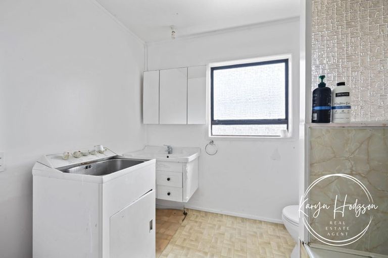 Photo of property in 109 Hurndall Street East, Maungaturoto, 0520