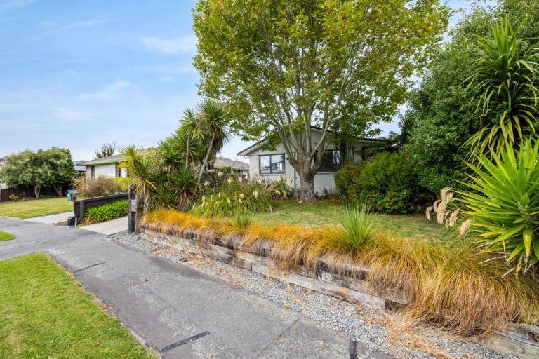 Photo of property in 11 Townshend Crescent, Halswell, Christchurch, 8025