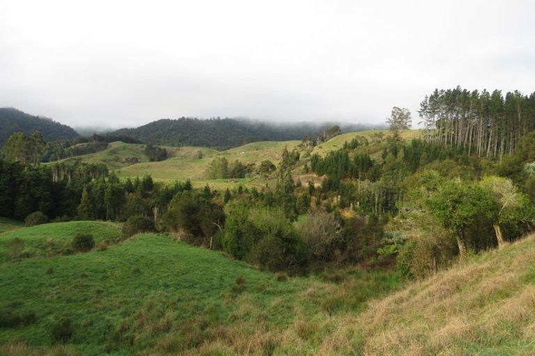 Photo of property in 24 Falls Road, Hunua, Papakura, 2583