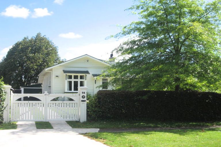 Photo of property in 98 Princes Street, Cambridge, 3434