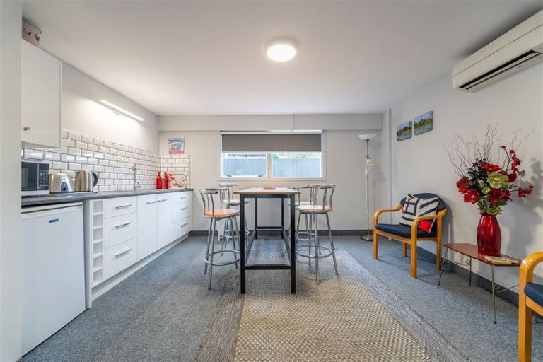 Photo of property in 21 Royal Street, Kensington, Timaru, 7910