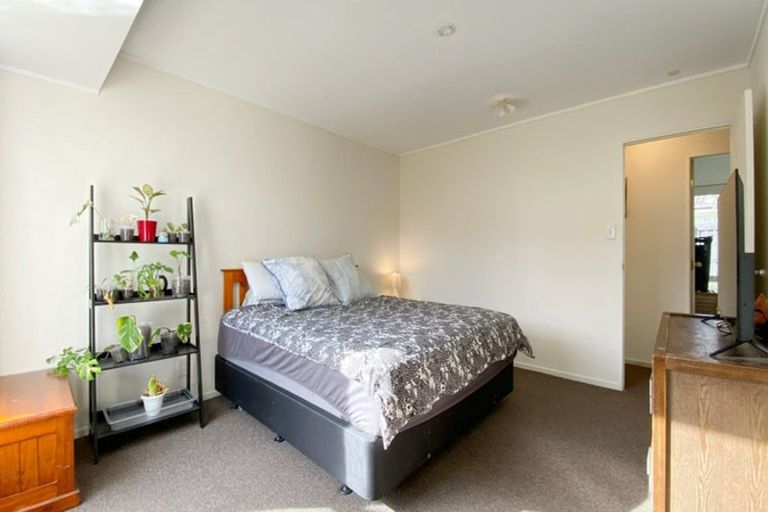 Photo of property in 14 Legacy Drive, Henderson, Auckland, 0612