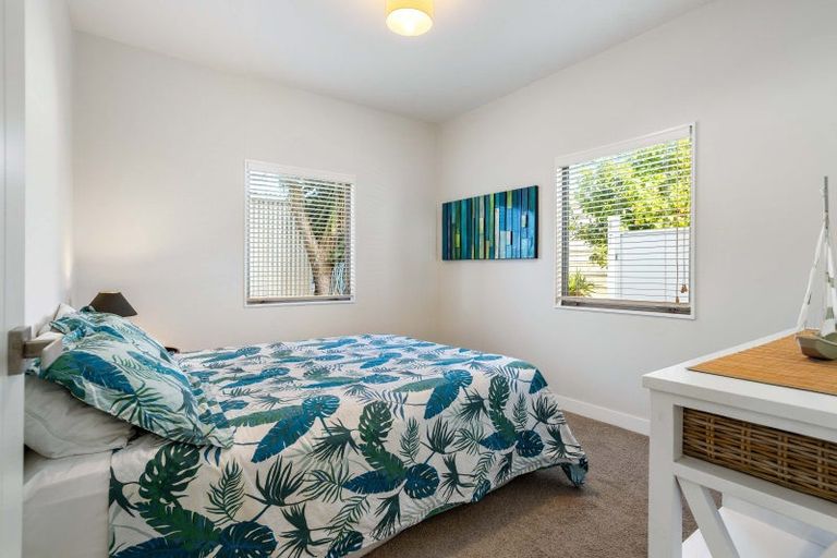 Photo of property in 517b Ocean Road, Whangamata, 3620