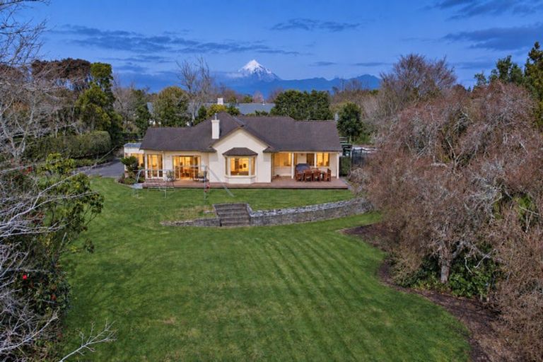 Photo of property in 26 Shelter Grove, Frankleigh Park, New Plymouth, 4310